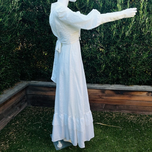 Vintage White Eyelet Gunne Sax Dress by Jessica - Picture 9 of 11